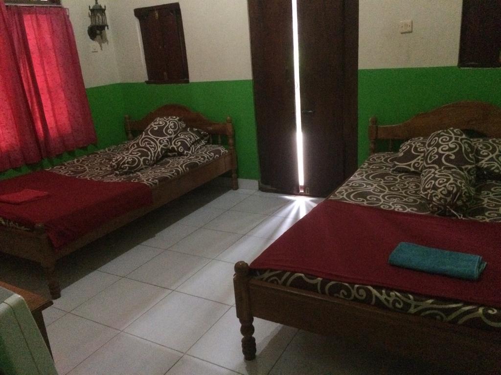 Ray Homestay Batununggul Dış mekan fotoğraf