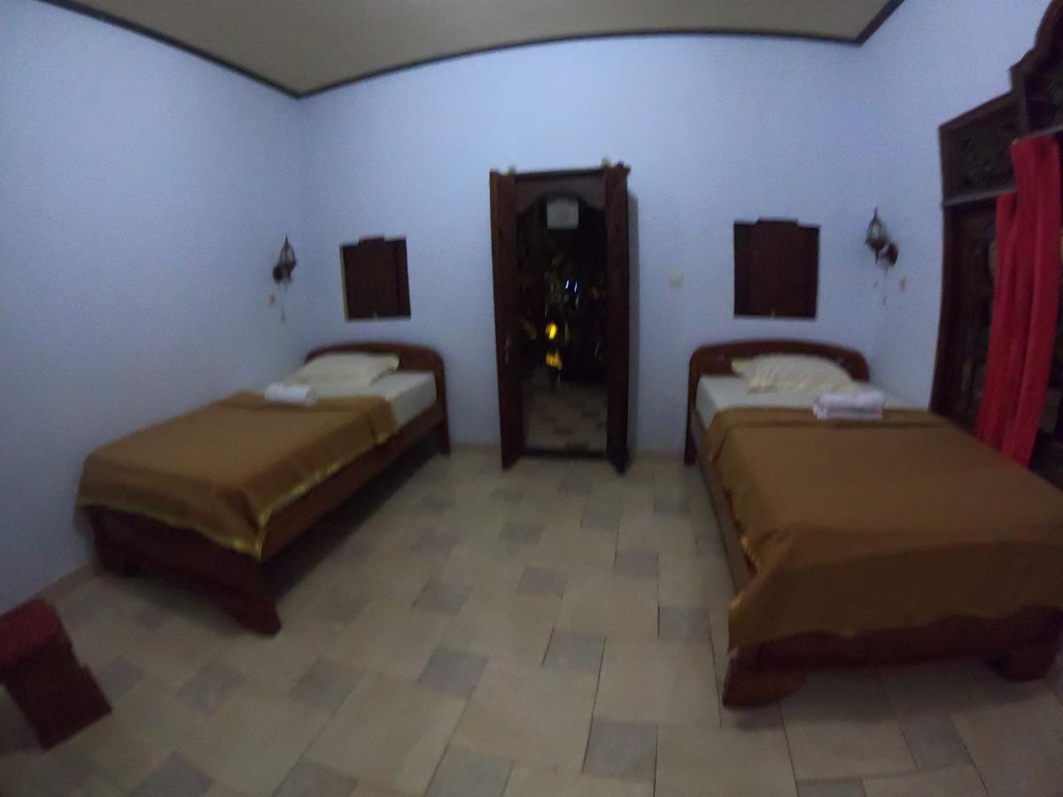 Ray Homestay Batununggul Dış mekan fotoğraf