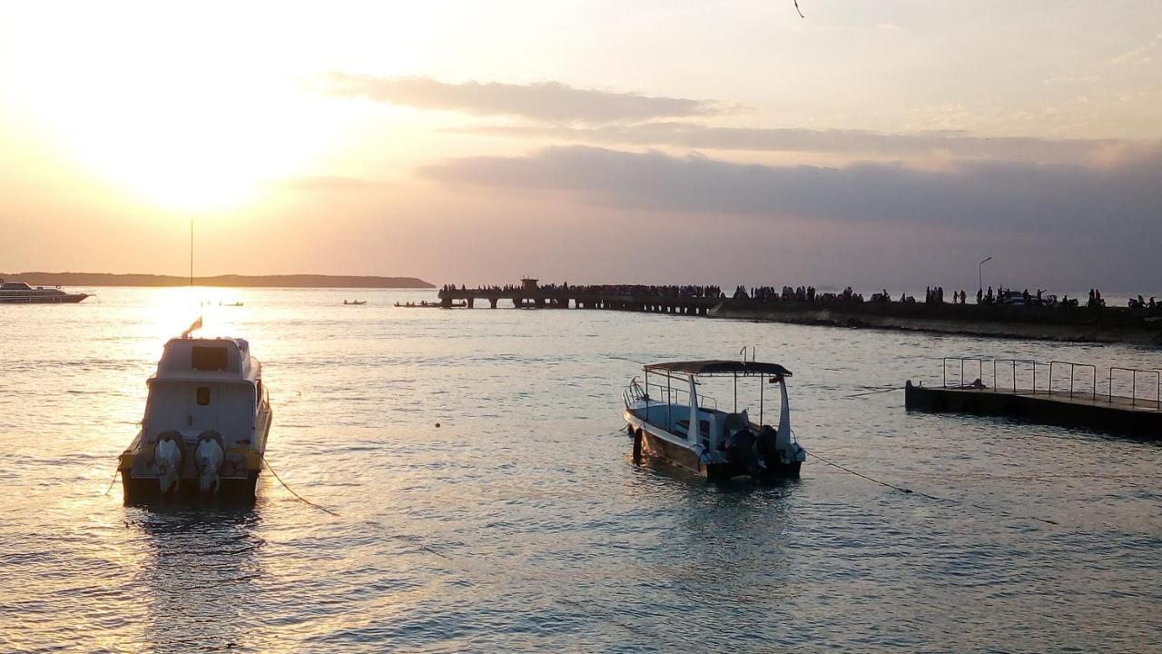Ray Homestay Batununggul Dış mekan fotoğraf